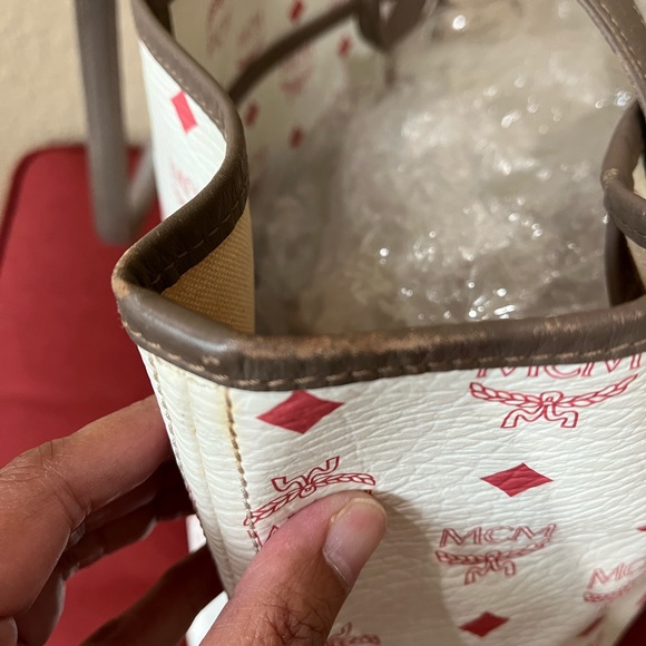MCM Shopping Tote - Picture 9 of 16